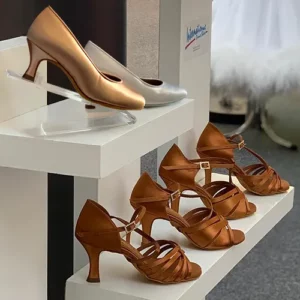 shoe_display_sm